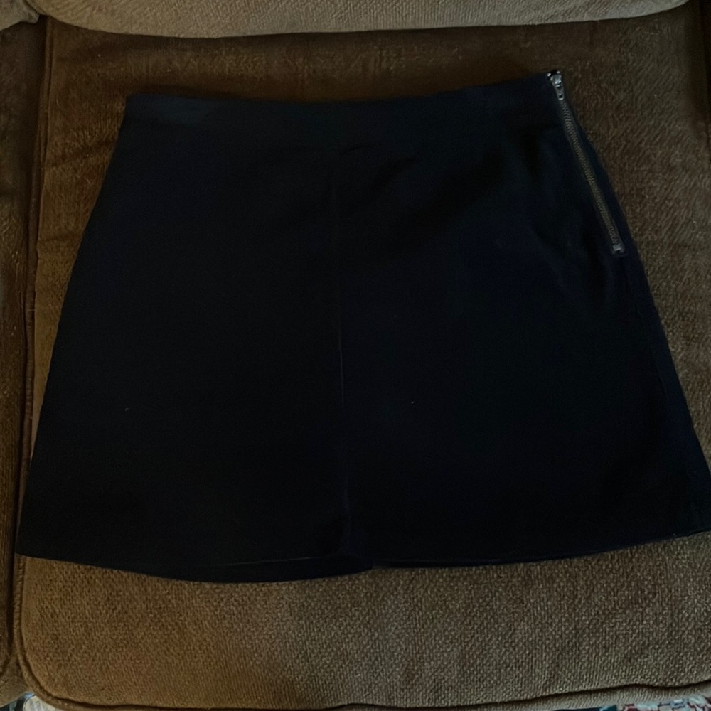 Aritzia Wilfred and Free Corduroy Skirt Size 6 - Picture 2 of 9
